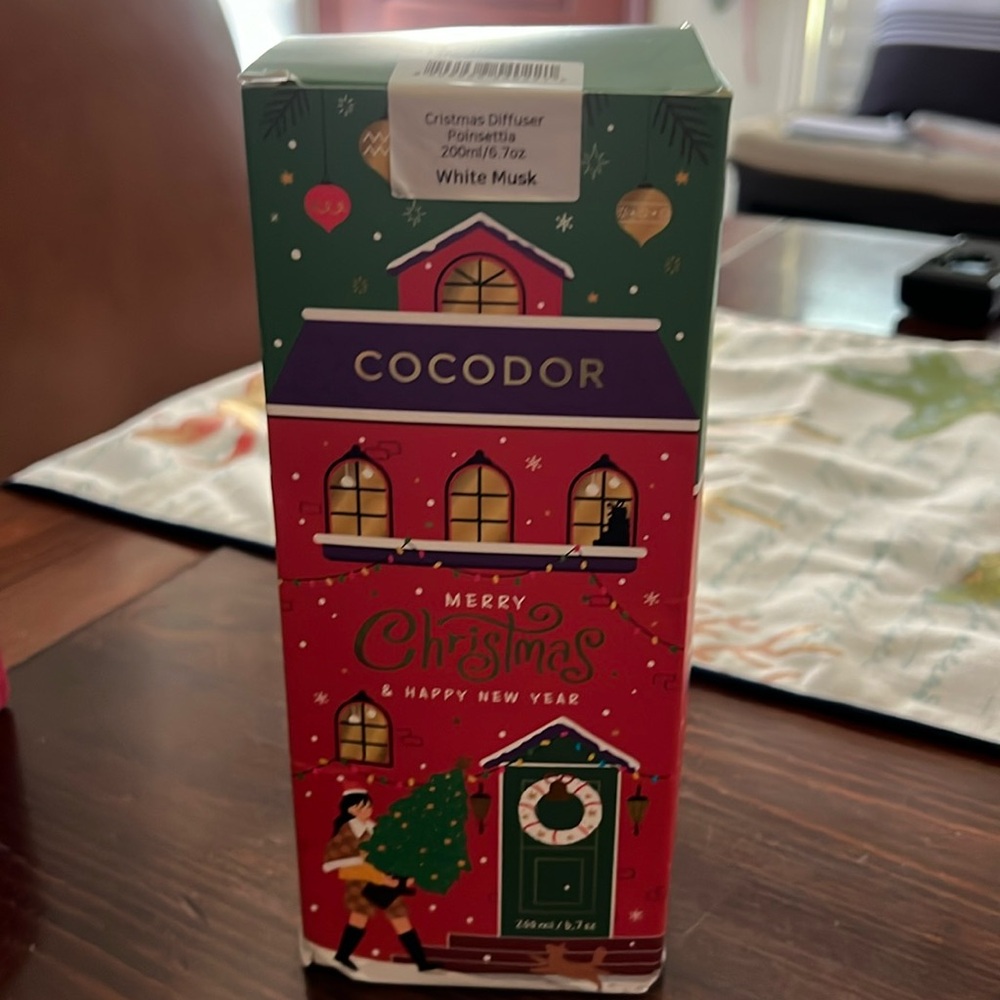 Cocodor - Christmas diffuser - new in box- white musk